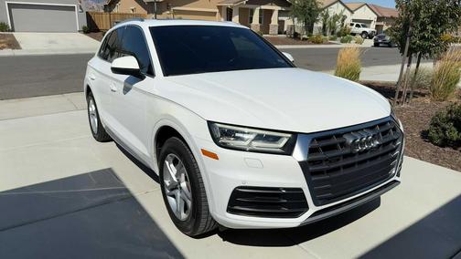 2018 Audi Q5 2.0T Premium Plus
