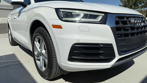 2018 Audi Q5 2.0T Premium Plus
