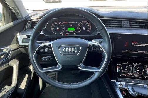 2023 Audi e-tron Premium quattro