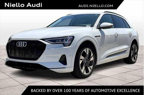 2023 Audi e-tron Premium quattro