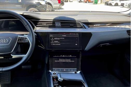 2023 Audi e-tron Premium quattro