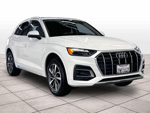 Glacier White Metallic 2021 Audi Q5 45 Premium Plus