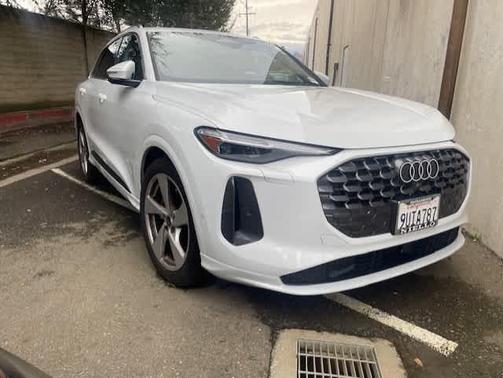 2025 Audi Q5 Prestige TFSI quattro S tronic