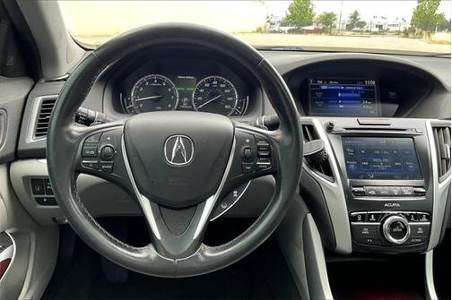 2017 Acura TLX V6 w/Advance Package