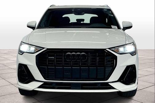 2022 Audi Q3 45 S line Premium