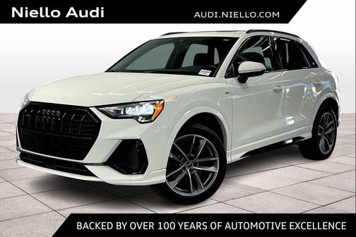 2022 Audi Q3 45 S line Premium