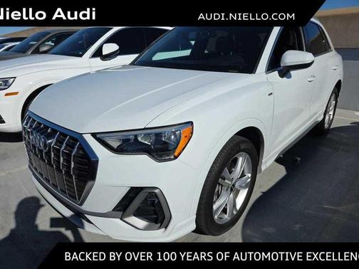 2022 Audi Q3 45 S line Premium