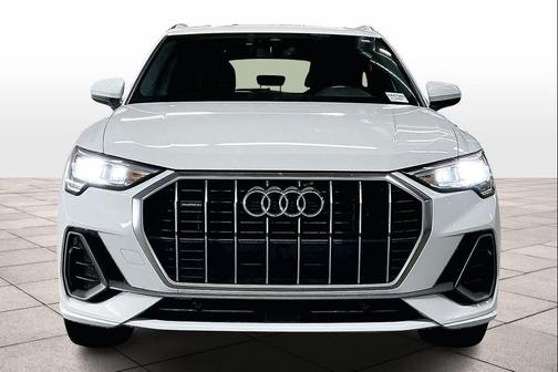 2022 Audi Q3 45 S line Premium