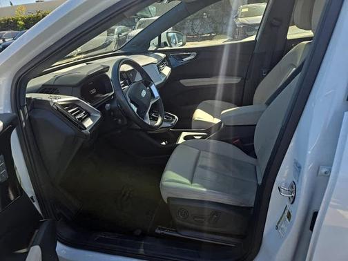 2023 Audi Q4 e-tron Premium Plus 50 quattro