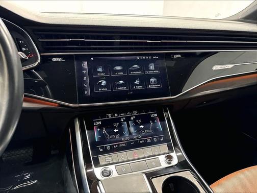 Vicuna Beige Metallic 2023 Audi Q7 55 Premium Plus