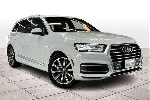 2019 Audi Q7 55 Premium Plus