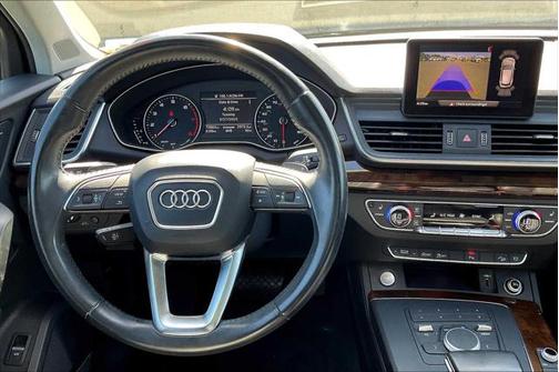 2018 Audi Q5 2.0T Premium Plus