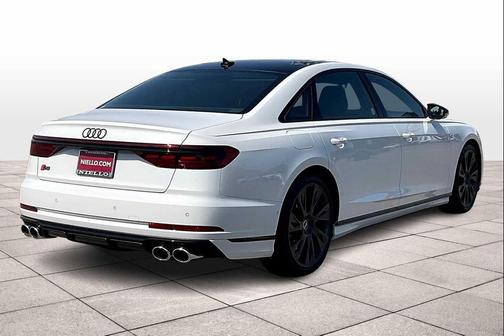 2025 Audi S8 4.0T