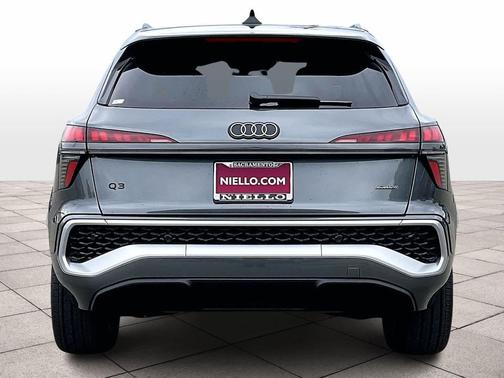 DAYTONA GRAY 2026 Audi Q3 TFSI quattro S tronic