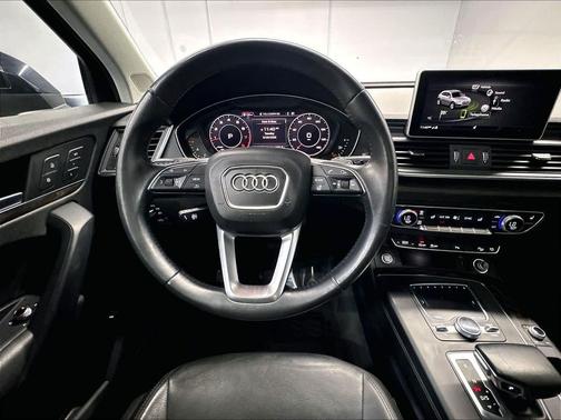 Moonlight Blue Metallic 2018 Audi Q5 2.0T Premium Plus