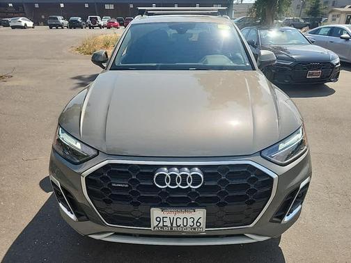 2023 Audi Q5 45 S line Premium