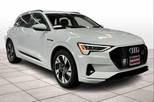 2021 Audi e-tron Premium