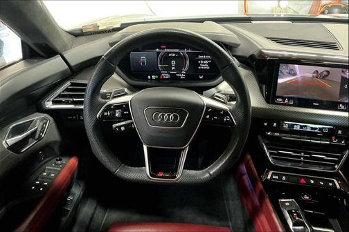 2023 Audi RS e-tron GT quattro