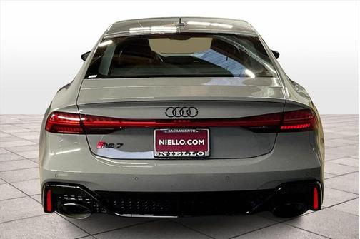 2025 Audi RS 7 4.0T Performance