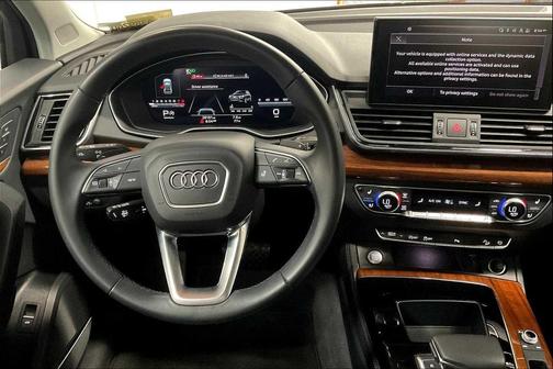 2023 Audi Q5 45 S line Premium Plus