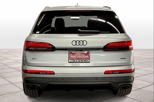 2025 Audi Q7 55 Premium Plus