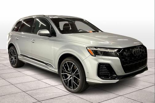 2025 Audi Q7 55 Premium Plus