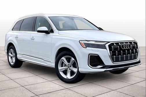 2026 Audi Q7 45 Premium