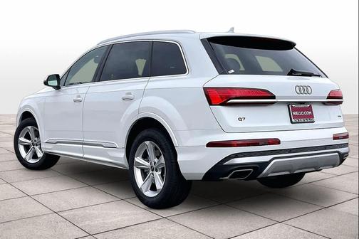 2026 Audi Q7 45 Premium