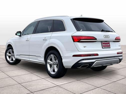 2026 Audi Q7 45 Premium