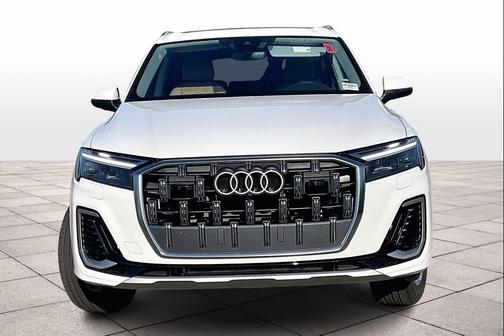 2026 Audi Q7 45 Premium