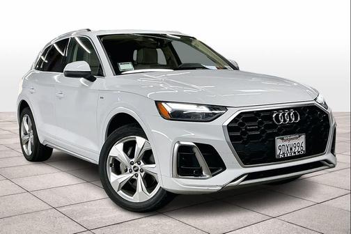 2023 Audi Q5 45 S line Premium Plus