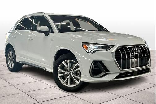 2025 Audi Q3 45 S line Premium Plus