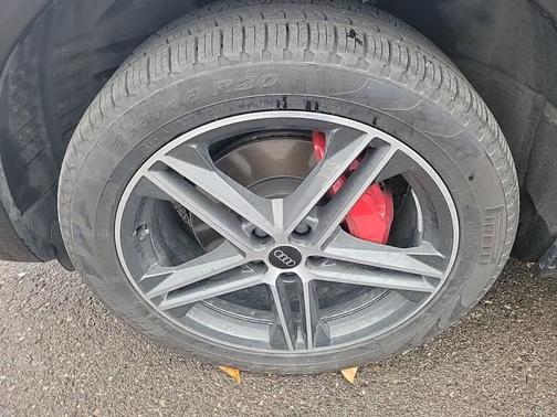 2025 Audi Q5 55 S line Premium Plus