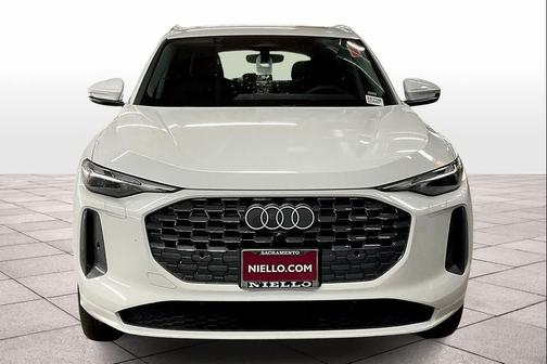 2025 Audi Q5 Premium TFSI quattro S tronic