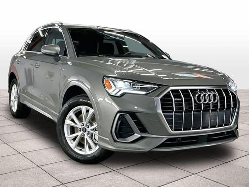 2025 Audi Q3 Premium 45 TFSI S line quattro Tiptronic