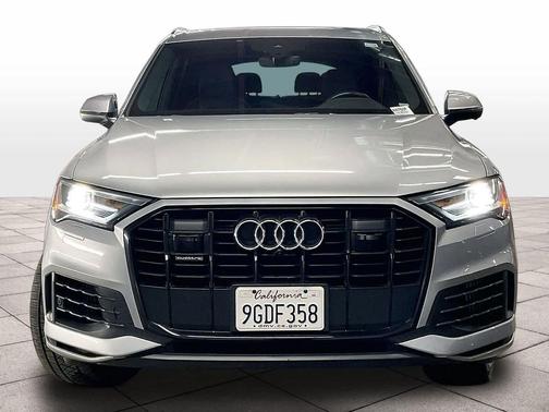 2021 Audi Q7 55 Premium Plus