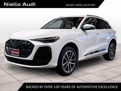 GLACIER WHITE 2026 Audi Q5 Premium Plus TFSI quattro S tronic