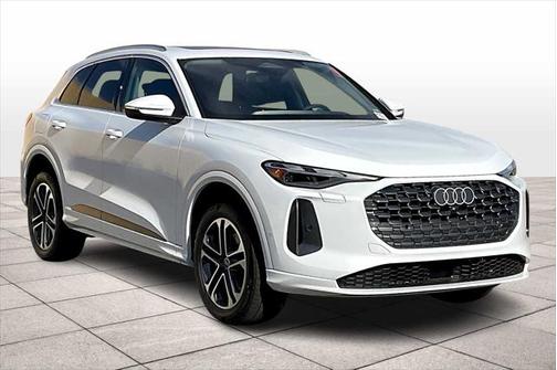 2025 Audi Q5 Premium