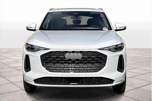 2025 Audi Q5 Premium