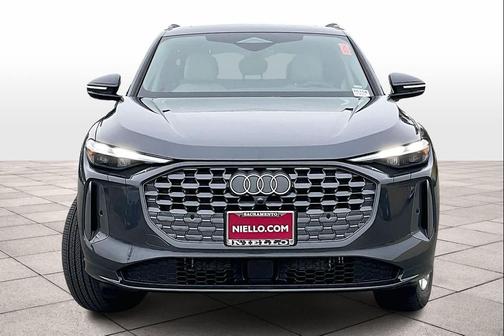 2025 Audi Q5 Premium TFSI quattro S tronic