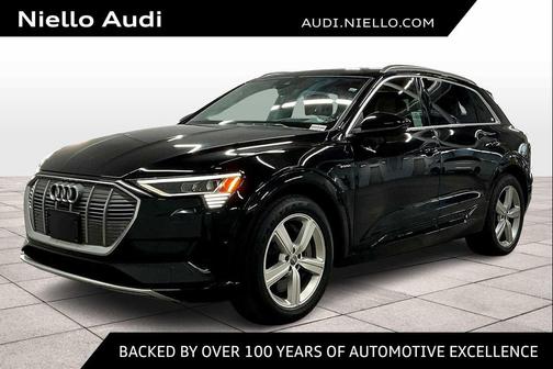 2019 Audi e-tron Premium Plus