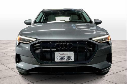 2023 Audi e-tron Premium quattro