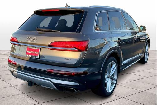 2025 Audi Q7 55 Prestige