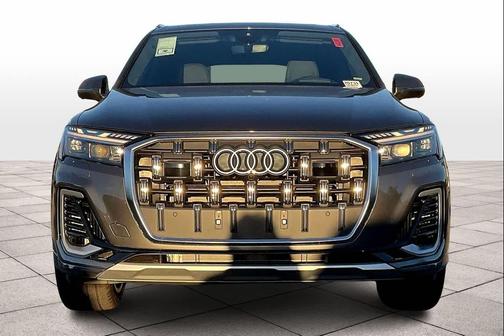 2025 Audi Q7 55 Prestige