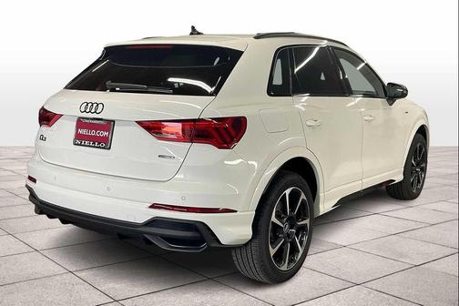 2025 Audi Q3 45 S line Premium Plus