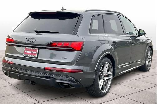 2026 Audi Q7 55 Prestige