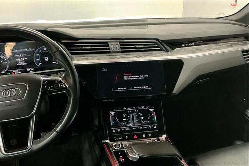 2023 Audi e-tron Premiumwe