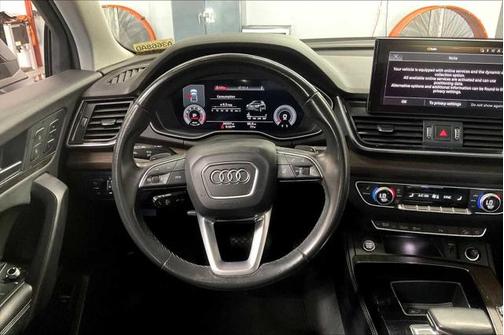 2022 Audi Q5 45 S line Premium Plus