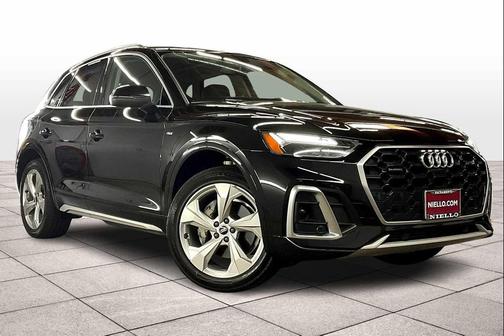 2022 Audi Q5 45 S line Premium Plus