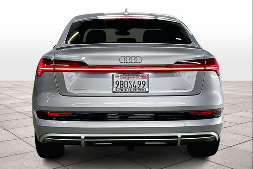 2022 Audi e-tron Sportback S line Premium
